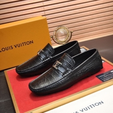 Louis Vuitton Low Shoes